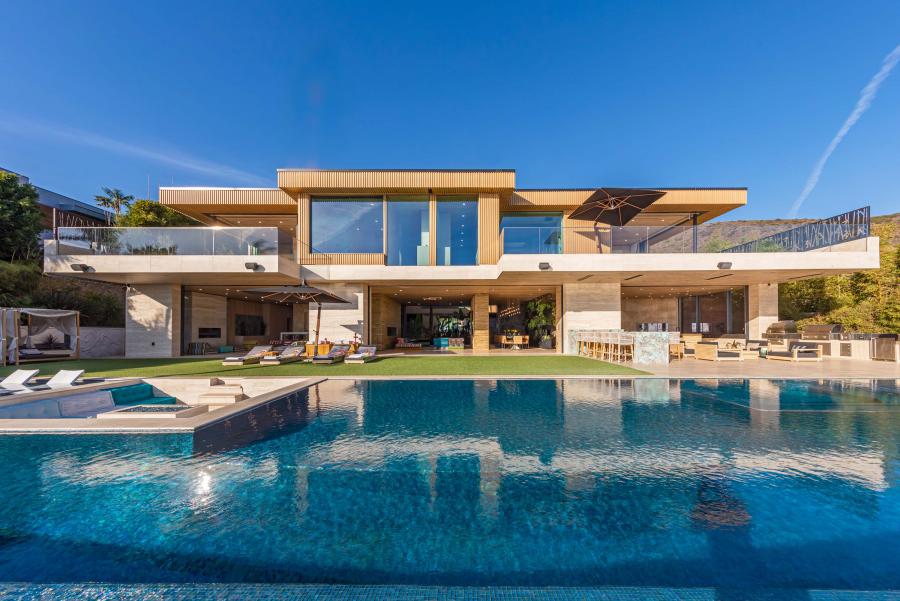 Concierge Auctions: Bidding Opens at $19 Million for Spectacular Malibu Estate